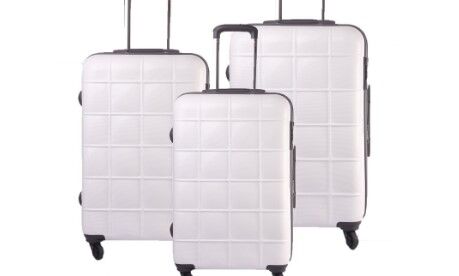 Багаж из 3 чемоданов